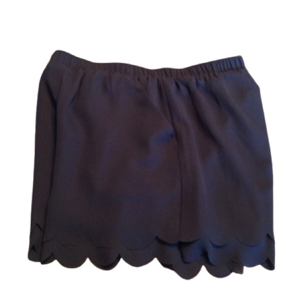 Lauren Conrad Scalloped Shorts✨Size XS - Picture 3 of 8